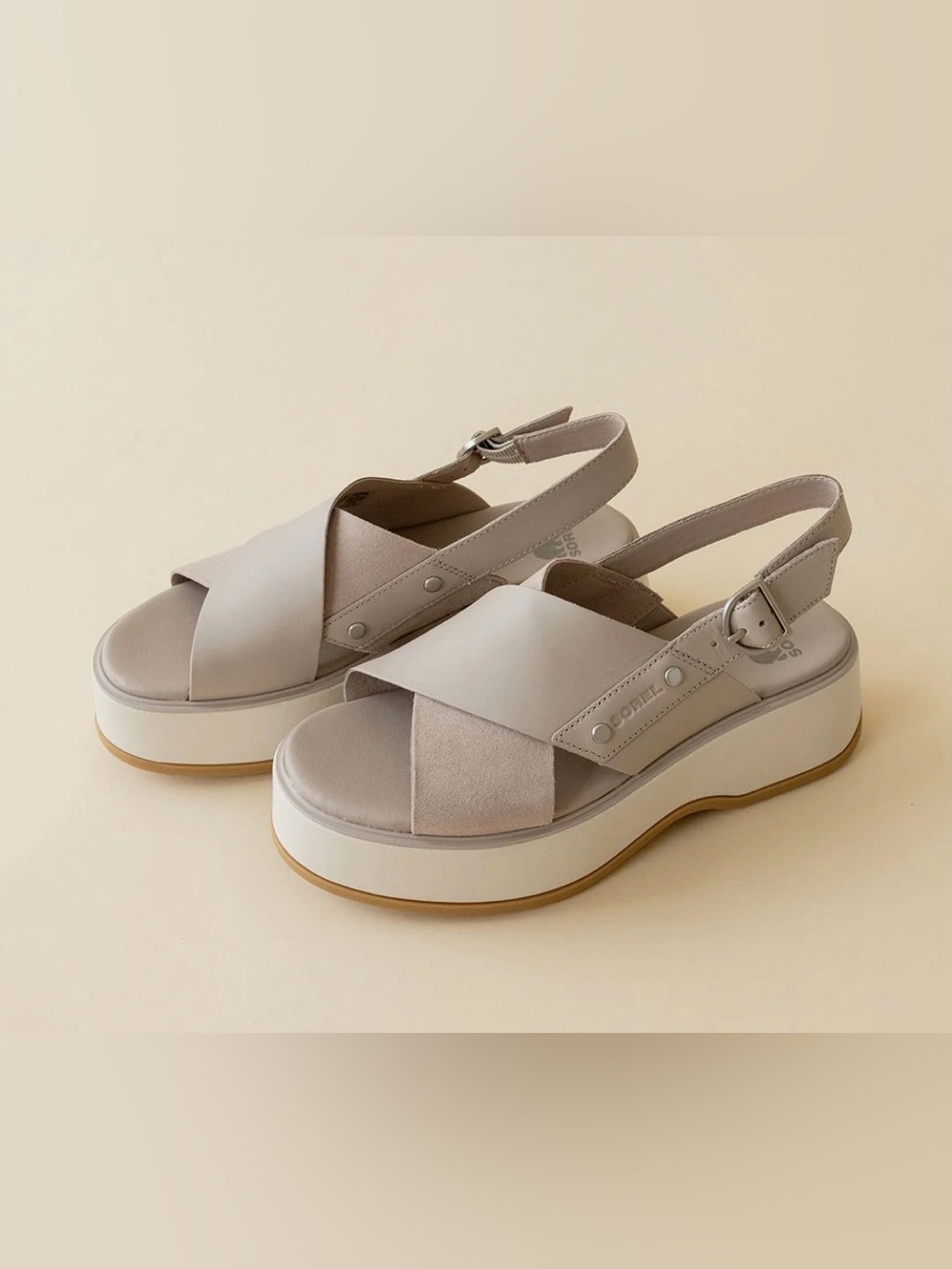 SOREL DAYSPRING CRISSCROSS SANDAL-CRUSHED CLAY/CHALK